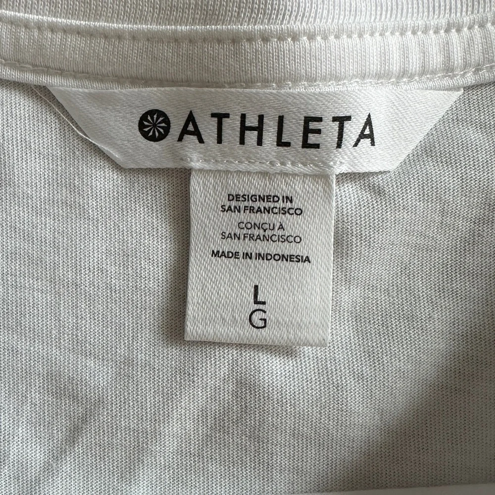 NWT Athleta Women's 100% Cotton T-Shirt, White - Picture 4 of 7